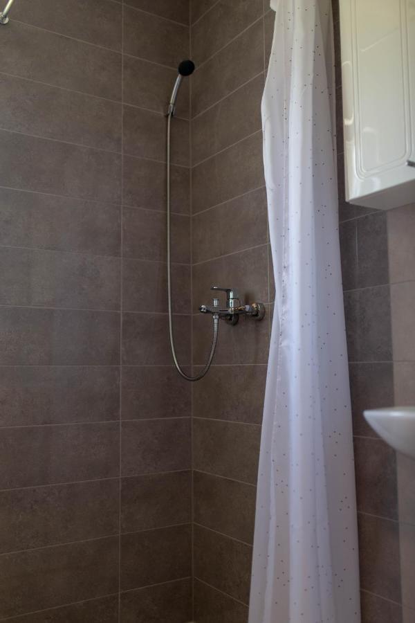 Apartmani Mia Prozor 外观 照片
