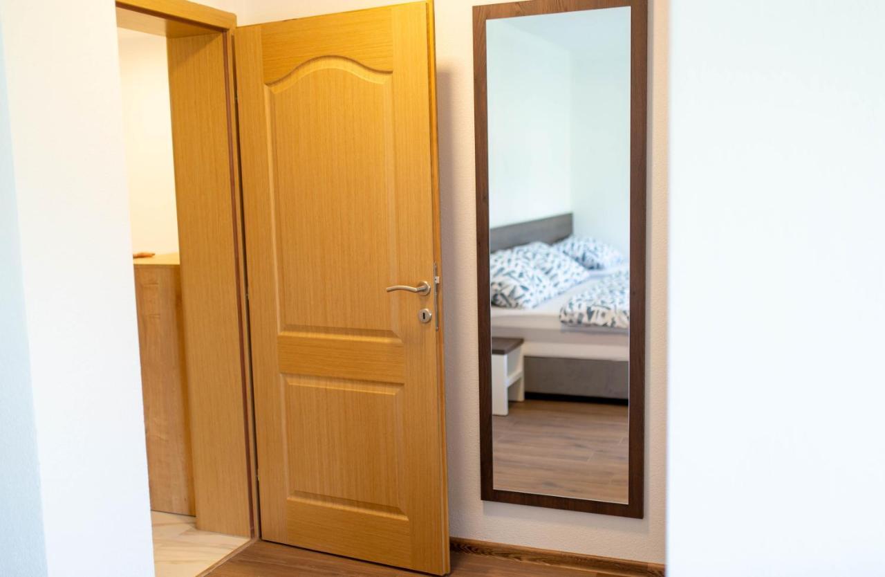 Apartmani Mia Prozor 外观 照片