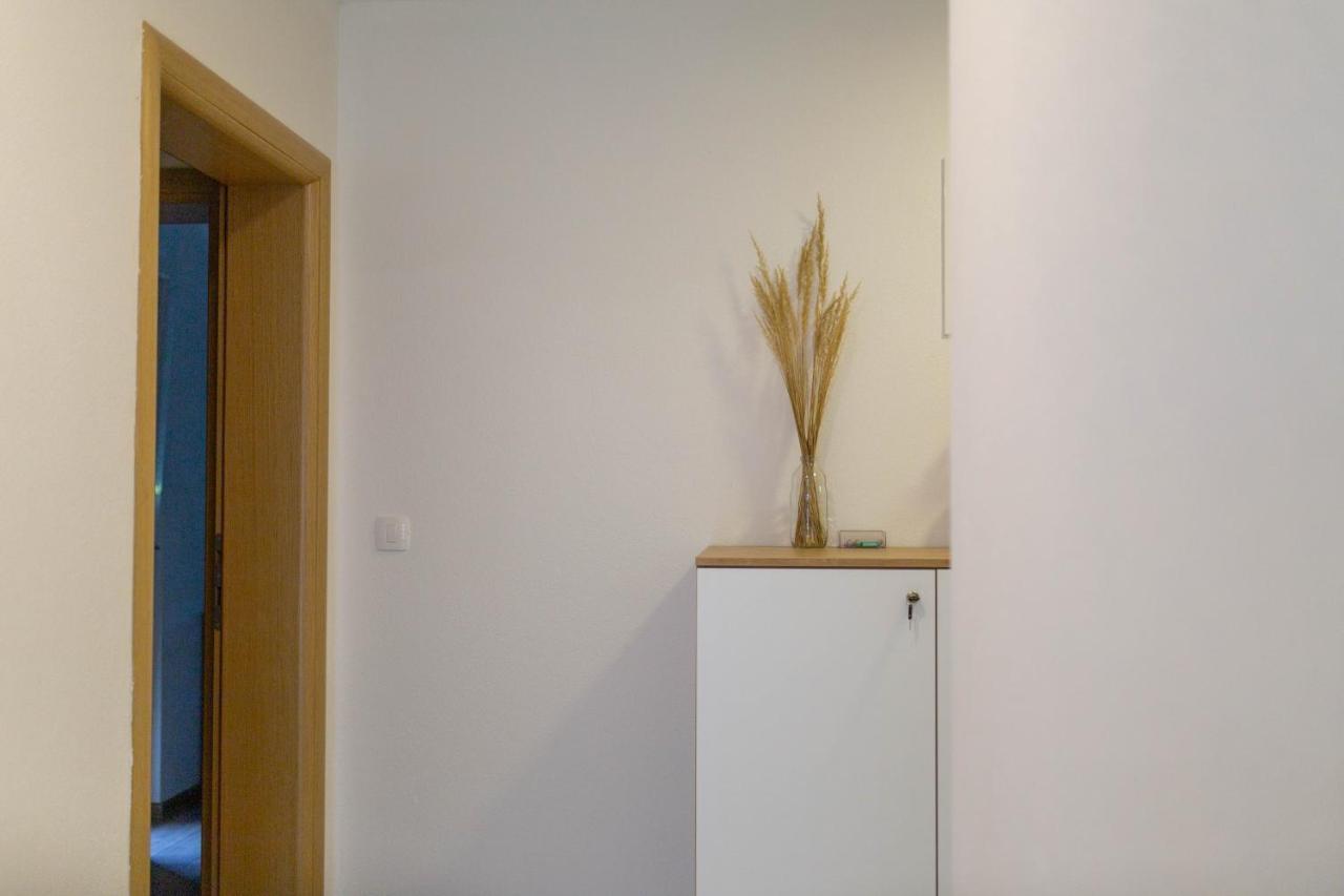 Apartmani Mia Prozor 外观 照片
